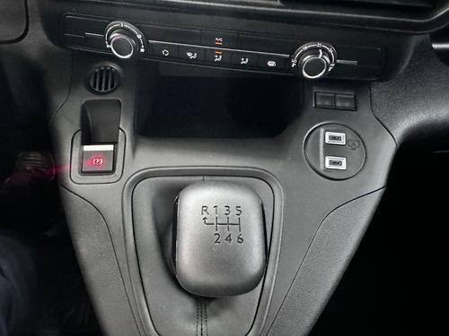 Peugeot Partner 1.500 Turbo Diesel Nueva Cara