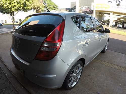Hyundai I30 2.0 Mpfi Gls 16v Gasolina 4p Automático