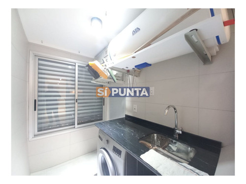 Imagen 6 de 27 de Vende Apartamento De 2 Dormitorios Y Medio En Chiverta, Reciclado Completo. Punta Del Este