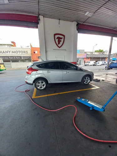 Ford Focus III 2.0 Se Plus Mt