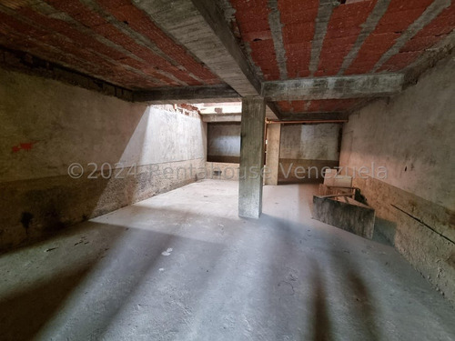 Edificio Comercial / Residencial (3 Niveles/ Obra Gris) Venta Weekend Mls-25-525