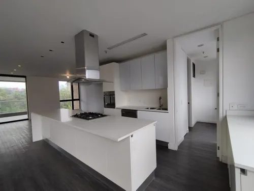Apartamento En Venta En Los Balsos. Cod V17044