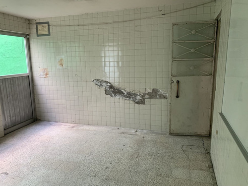 Casa Con Uso Desuelo En Venta En Jardin Balbuena, Cdmx
