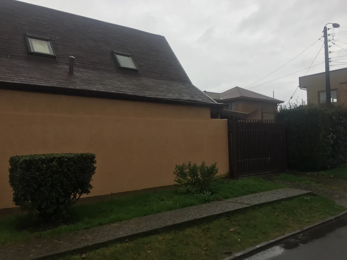 Imagen 4 de 12 de Casa Sector Av España , Villa Rucatremo