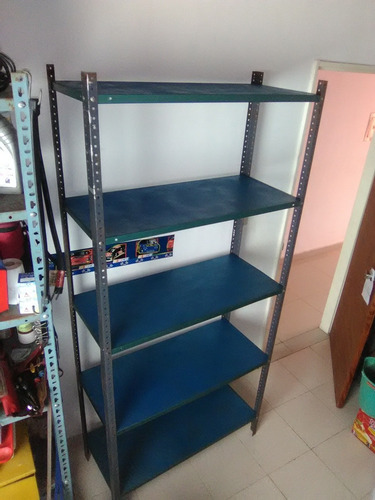 Estante Metálico