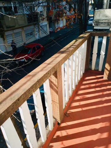 Imagen 7 de 12 de Ph 3 Ambientes Con Balcón Y Gran Jardín