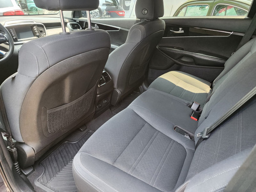 Kia Sorento 2.4 Lx At