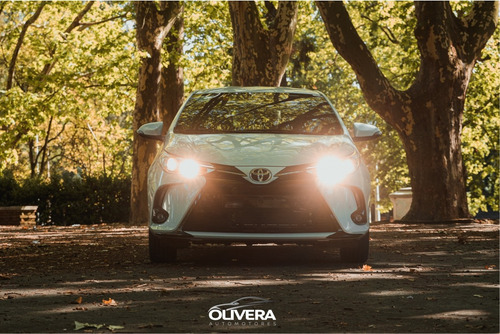 Imagen 6 de 12 de Toyota Yaris Hb Xls At Tss - 0km Olivera Automotores