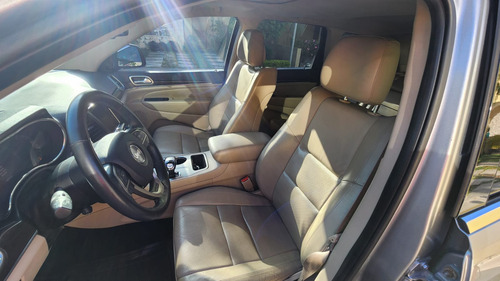 Jeep Grand Cherokee 3.6 Limited Lujo V6 4x2 At