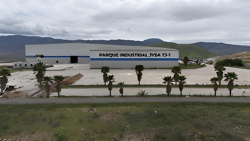 Magnífica Bodega En Valle De Las Palmas, Tijuana, B.c. Sup. 30,178