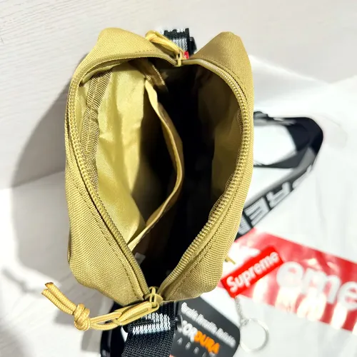 Shoulder Bag Supreme Ss18 Bege Caqui Bolsa Transversal | MercadoLivre