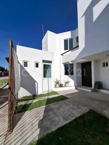 Venta De Casa Col Valle Del Sur Puebla. Pue