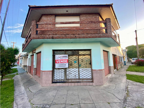 Latorre Prop. Vende Local C/ 2 Viviendas - Zona Hpc