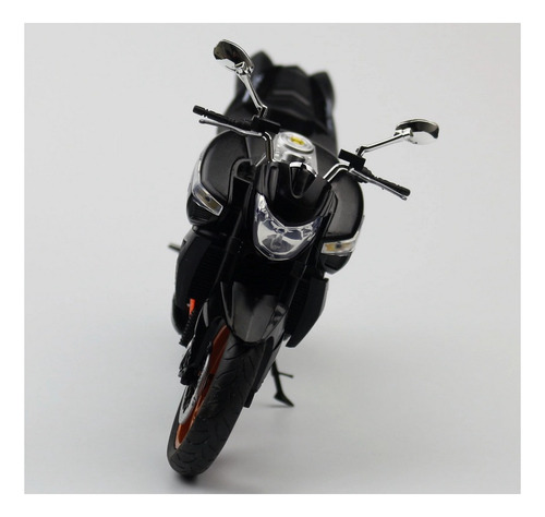 Miniatura Moto Suzuki B-king 1300 Cc Material Plástico 1:12 Preto