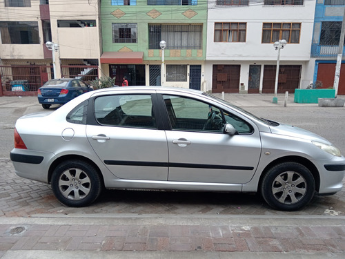 Peugeot  Modelo 307 Auto Sedan 