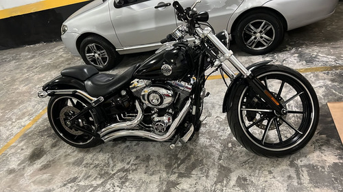 Harley-davidson Softail Breakout 2015 Com 13k Acess+pç Orig.
