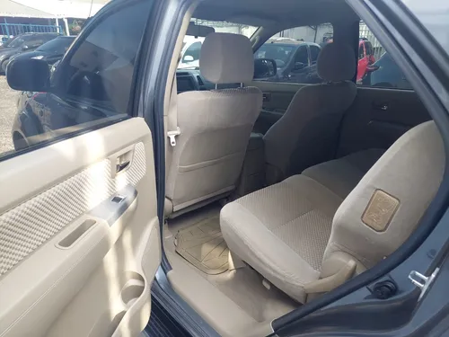 Toyota Fortuner 2.7l