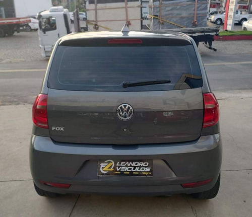 Imagem 15 de 15 de Volkswagen Fox 2013 1.0 Trend Tec Total Flex 5p