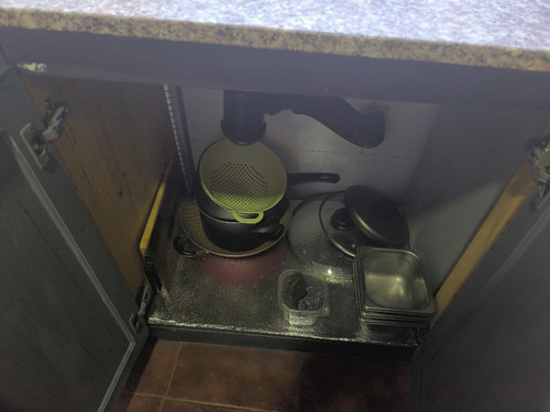 Casa Piscina Climatizada Abierta Fuera De Servicio