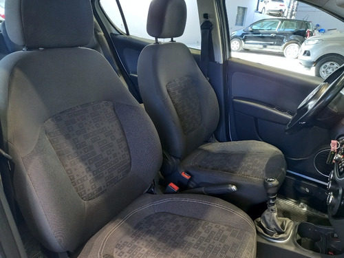Imagen 9 de 12 de Fiat Palio Attractive Full 1.4n 5ptas | 2017