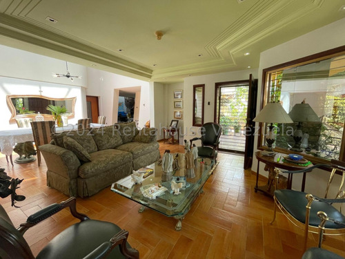 Casa Quinta En Venta Con Piscina Planta Eléctrica Excelente Distribución Cocina Empotrada Seguridad Dos Niveles Nela 24-21124
