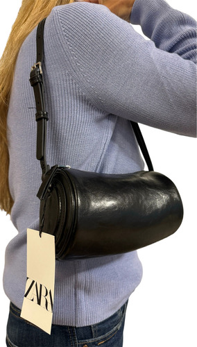 Cartera Bandolera Zara Mini Bowling Color Negro