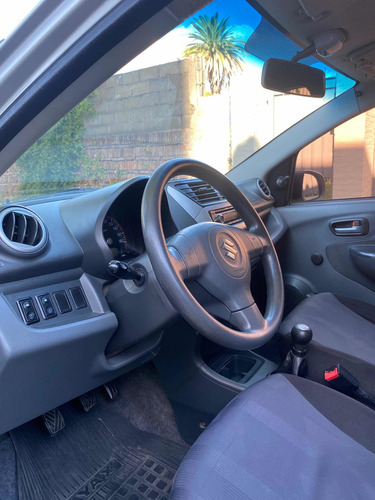 Imagen 12 de 12 de Suzuki Celerio 2014 1.0 Ga 5p