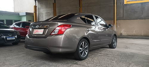 Nissan Versa 1.6 Sl 16v Aut. (direct) 4p