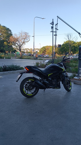 Bajaj Dominar 400 Ug