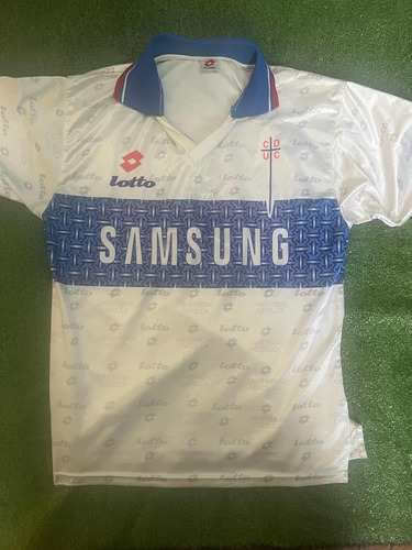 Universidad Católica Camiseta Lotto