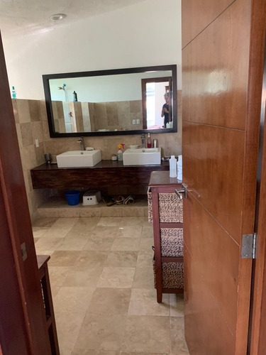 Venta Hermosa Residencia En San Gonzalo, Zapopan, Jalisco En San Gonzalo