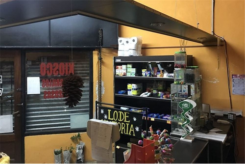 Casa En Venta A Reciclar Con Local Alquilado