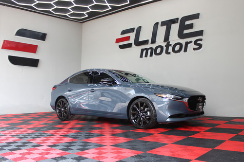 Mazda 3 Signature 2023