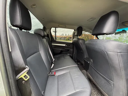 Toyota Hilux 2.4 Diésel 4X4