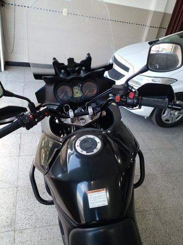 Suzuki V-strom 650cc