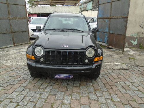 Imagem 8 de 9 de Cherokee Sport