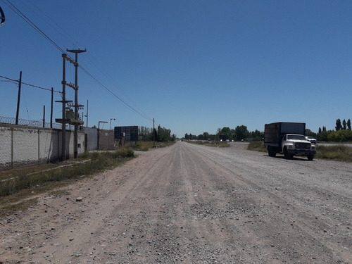 Galpones En Venta En Acceso Sur. Ruta 40. Mendoza