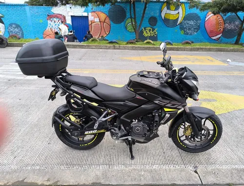 Ns 200
