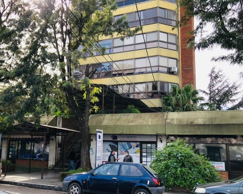 Imagen 2 de 14 de Departamento En Venta En Pilar