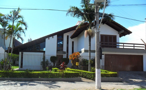 Casa Em Tristeza Com 3 Dormitórios - Vob4509