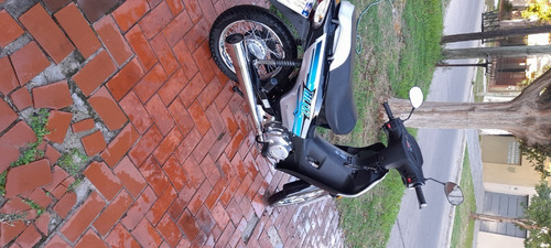 Motomel Blitz 110 V8