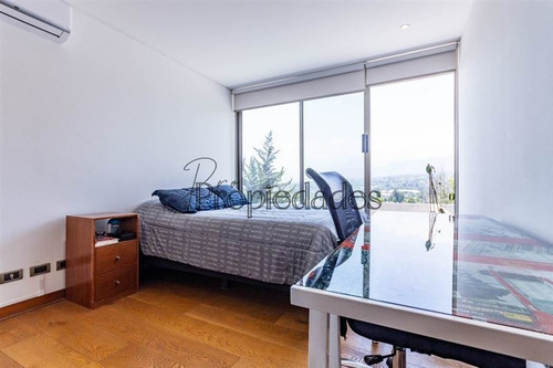 Imagen 13 de 20 de Vista Sorprendente Casa En Venta De 6 Dormitorios Las Condes