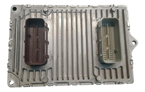 Computadora De Motor Chrysler Town Country 3.6l 05150657aa (Usado)