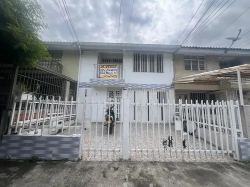 Casa En Venta En Los Andes B - La Riviera. Cod V8014567