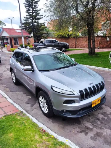 Jeep Cherokee 3.2 Longitude