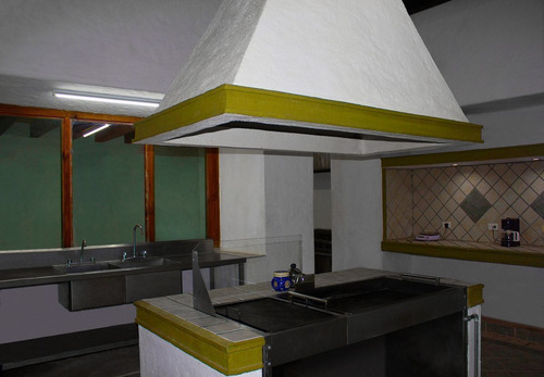 Casa Tipo Hacienda En Venta Con Uso De Suelo En San Miguel De Allende, Gto.
