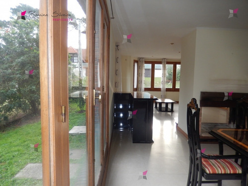 Casa En Venta En La Zona De Lugano- Ref: 9724