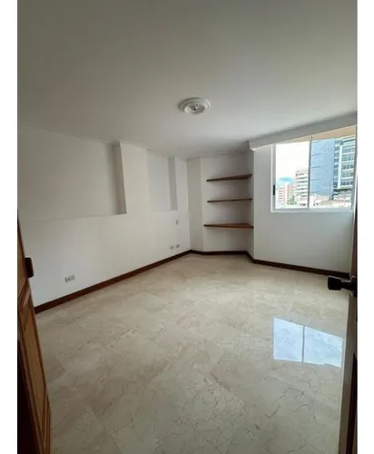 Venta De Apartamento En Laureles