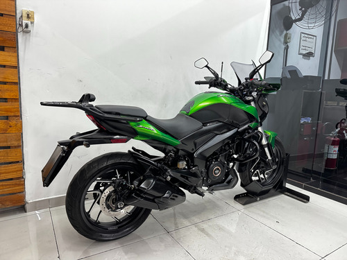 Bajaj Dominar 400t Abs 2023 Verde 17.000 Km