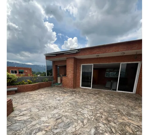 Se Vende Ph 333m2. Macaracuay